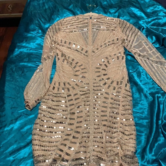 Dress - Picture 2 of 3